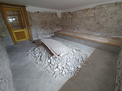 Restoration of stone walls and moisture treatment