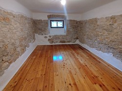 Restoration of stone walls and moisture treatment